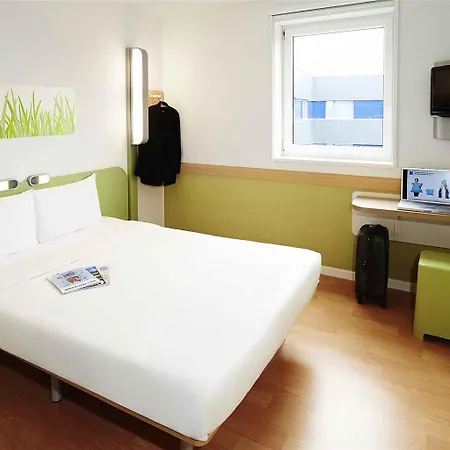 Ibis Budget Centre